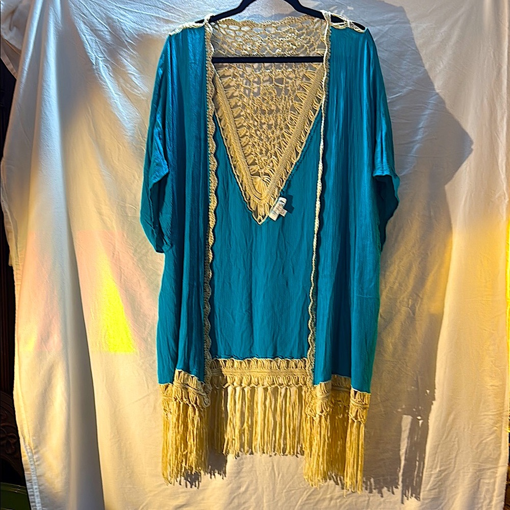 IUmgee USA Teal Beachy Kimono Duster Beige Crochet Fringe Made in China 1XL/2XL